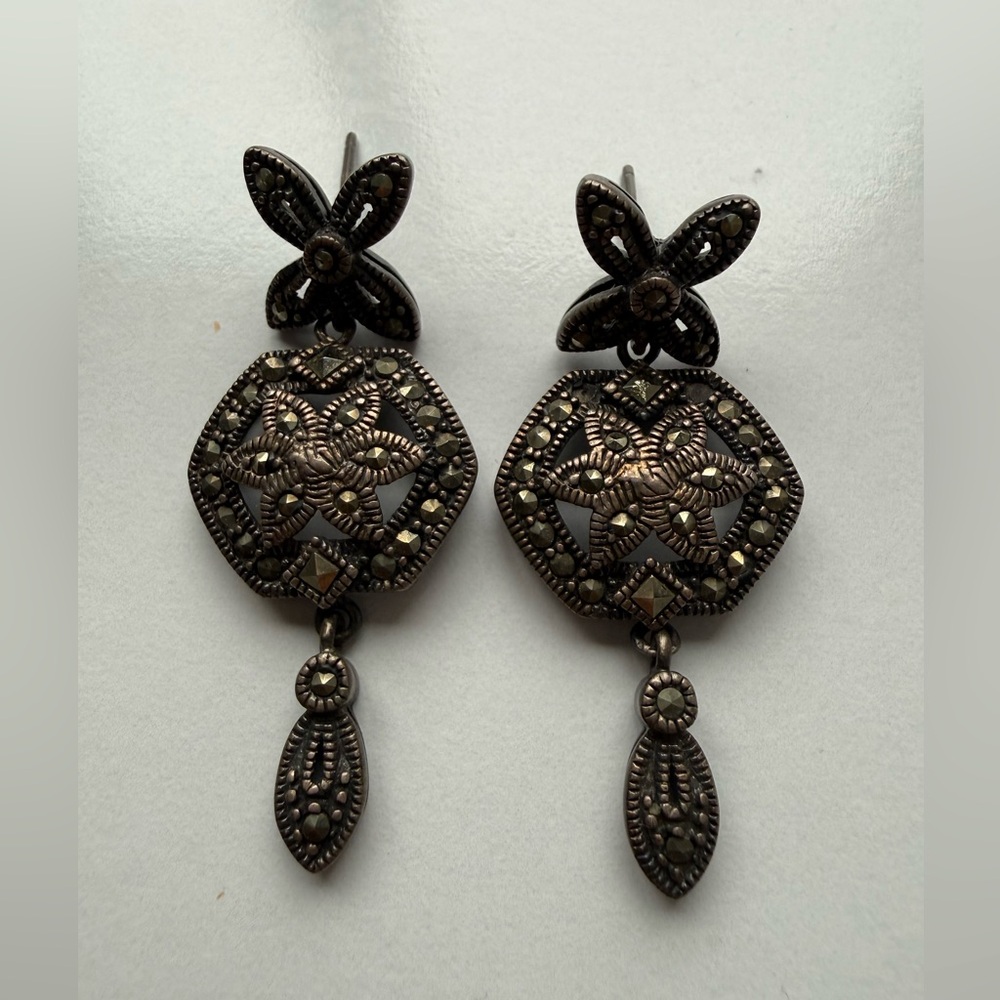 Elegant Silver Dangle Earrings
